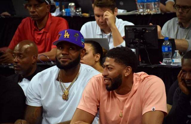 程碑与团队 程碑与团队